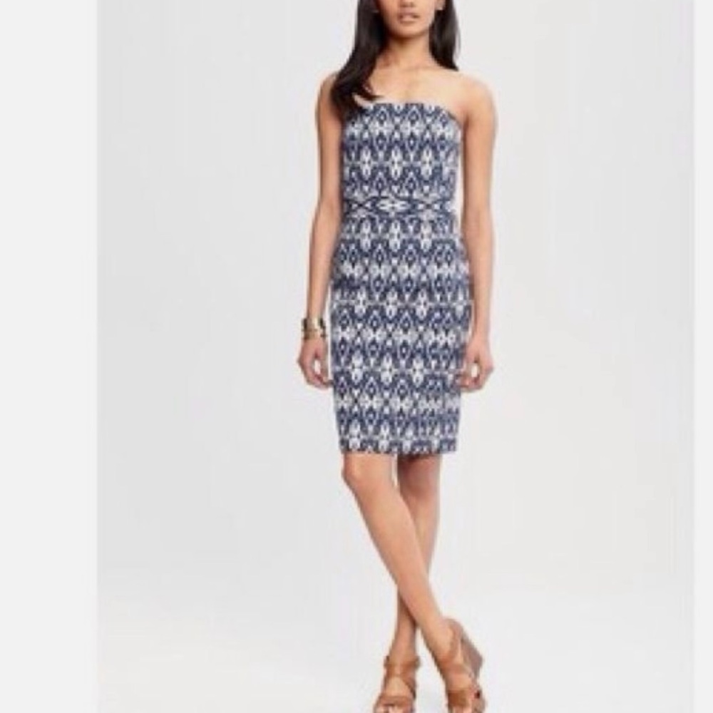 Banana republic Elegant Navy and White Strapless Dress